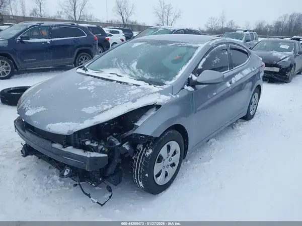 5NPDH4AE4GH767262 2016 HYUNDAI ELANTRA - Image 2