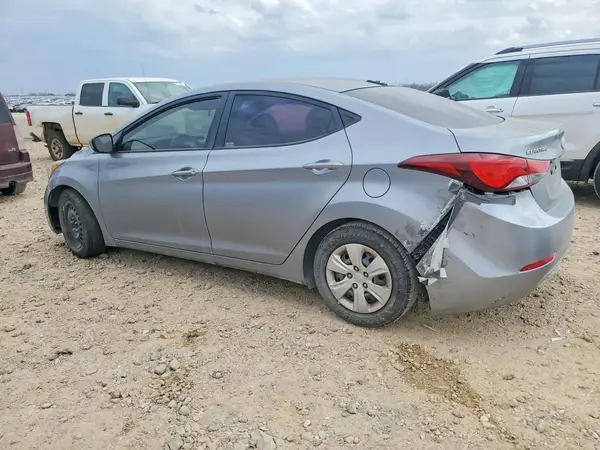 5NPDH4AE4GH768461 2016 HYUNDAI ELANTRA - Image 2