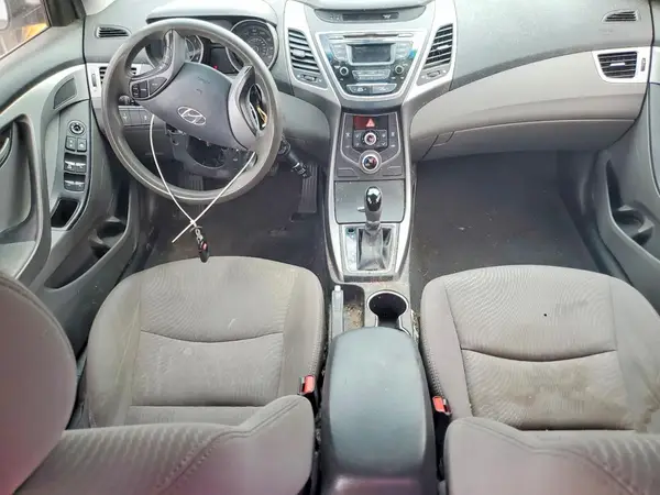 5NPDH4AE4GH768461 2016 HYUNDAI ELANTRA - Image 8