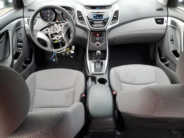 5NPDH4AE4GH768573 2016 HYUNDAI ELANTRA - Image 8