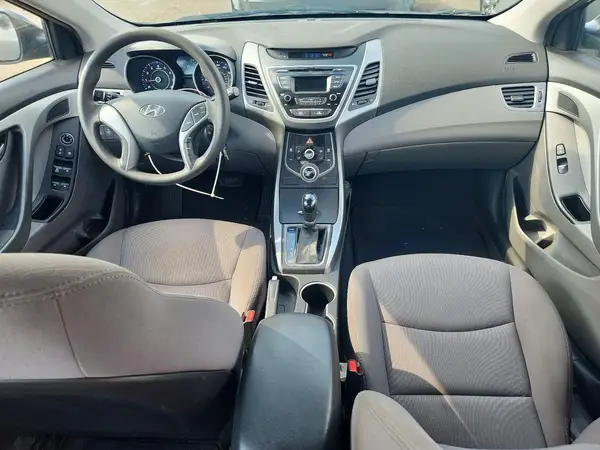 5NPDH4AE4GH769299 2016 HYUNDAI ELANTRA - Image 8