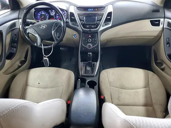 5NPDH4AE4GH769562 2016 HYUNDAI ELANTRA - Image 8