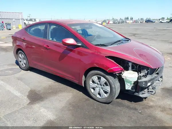 5NPDH4AE4GH769965 2016 HYUNDAI ELANTRA - Image 1