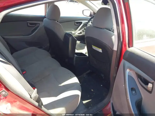 5NPDH4AE4GH769965 2016 HYUNDAI ELANTRA - Image 8
