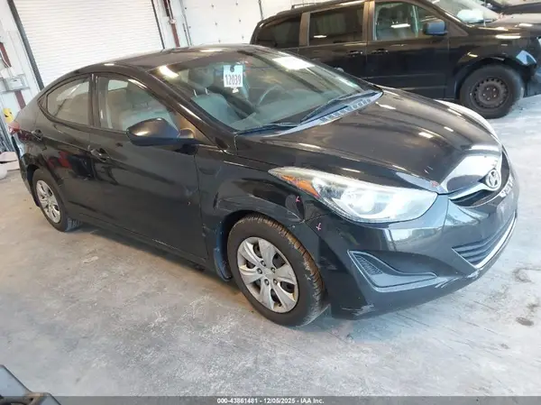 5NPDH4AE4GH771571 2016 HYUNDAI ELANTRA - Image 1