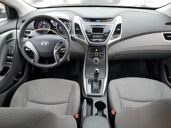 5NPDH4AE4GH771859 2016 HYUNDAI ELANTRA - Image 8