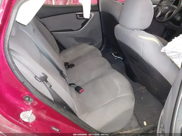 5NPDH4AE4GH772039 2016 HYUNDAI ELANTRA - Image 8