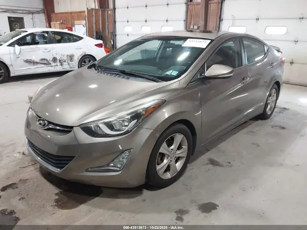 5NPDH4AE4GH772199 2016 HYUNDAI ELANTRA - Image 2