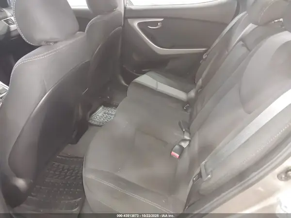 5NPDH4AE4GH772199 2016 HYUNDAI ELANTRA - Image 8