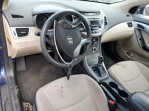5NPDH4AE4GH773028 2016 HYUNDAI ELANTRA - Image 8