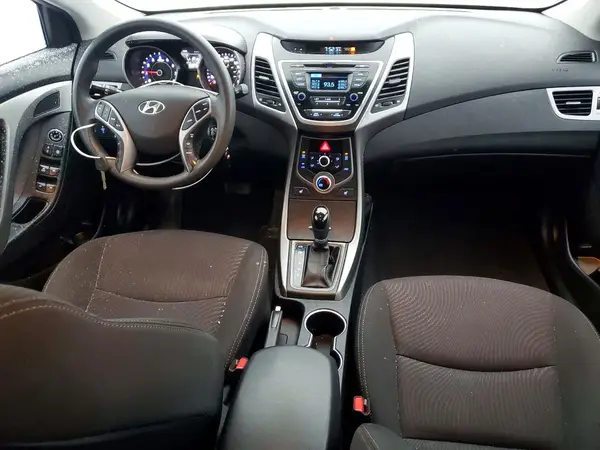 5NPDH4AE4GH773949 2016 HYUNDAI ELANTRA - Image 8