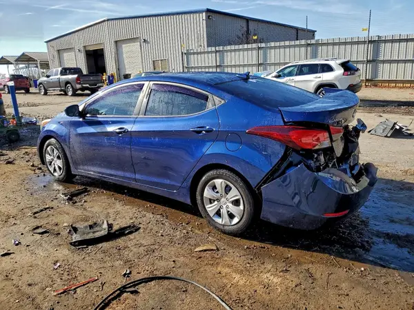 5NPDH4AE4GH775099 2016 HYUNDAI ELANTRA - Image 2