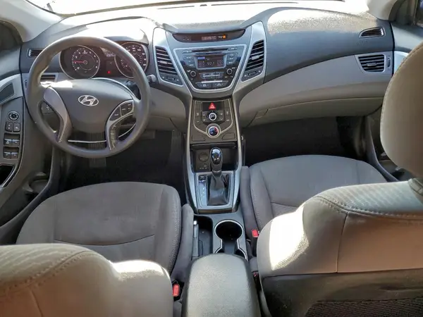 5NPDH4AE4GH775099 2016 HYUNDAI ELANTRA - Image 8