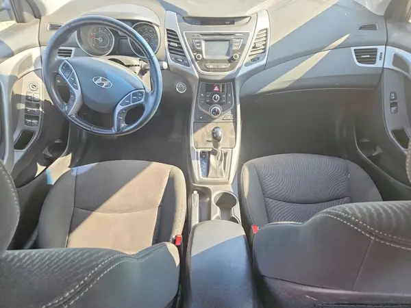 5NPDH4AE4GH775345 2016 HYUNDAI ELANTRA - Image 8