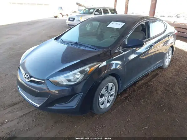 5NPDH4AE4GH775992 2016 HYUNDAI ELANTRA - Image 2