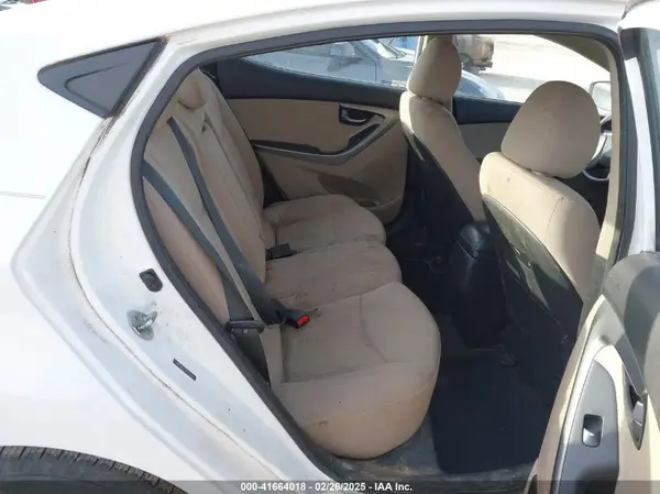 5NPDH4AE4GH778939 2016 HYUNDAI ELANTRA - Image 8