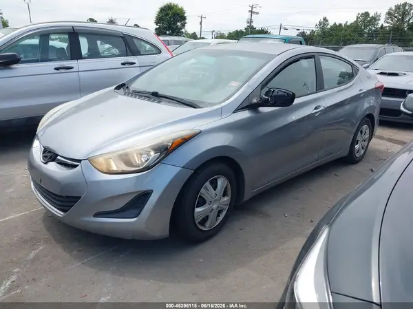 5NPDH4AE4GH780920 2016 HYUNDAI ELANTRA - Image 2