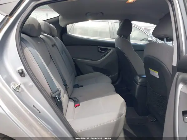 5NPDH4AE4GH780920 2016 HYUNDAI ELANTRA - Image 8