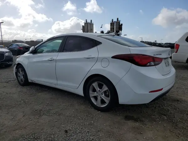 5NPDH4AE4GH781422 2016 HYUNDAI ELANTRA - Image 2