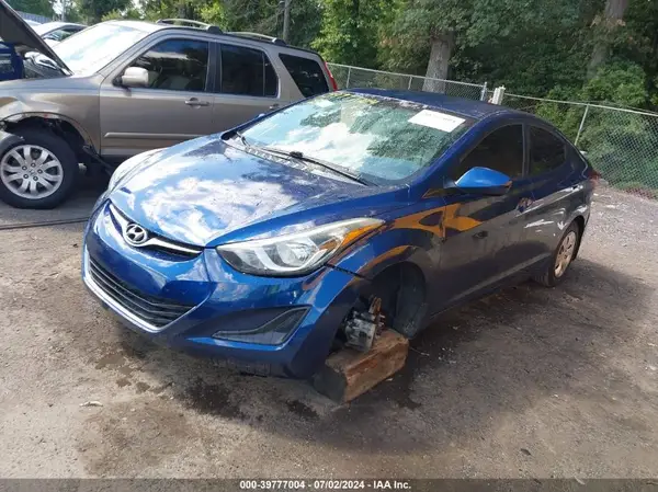 5NPDH4AE4GH785258 2016 HYUNDAI ELANTRA - Image 2