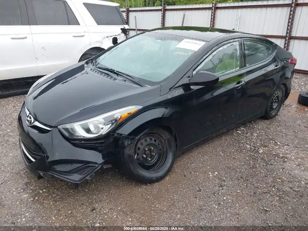 5NPDH4AE4GH785485 2016 HYUNDAI ELANTRA - Image 2