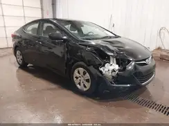 5NPDH4AE4GH786135 2016 HYUNDAI ELANTRA