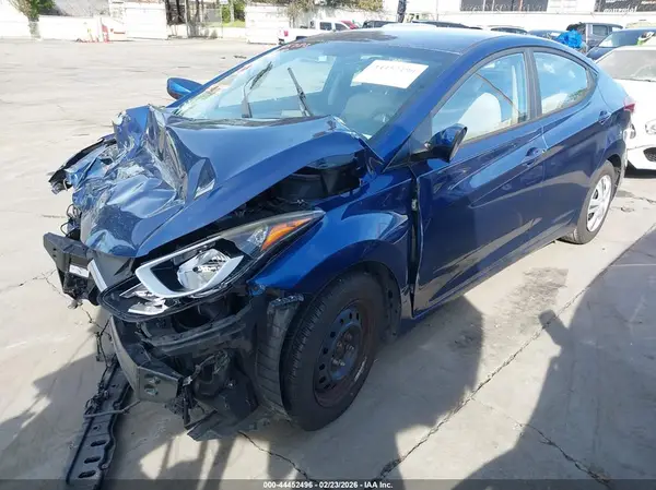 5NPDH4AE4GH786541 2016 HYUNDAI ELANTRA - Image 2