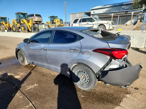 5NPDH4AE4GH786930 2016 HYUNDAI ELANTRA - Image 2