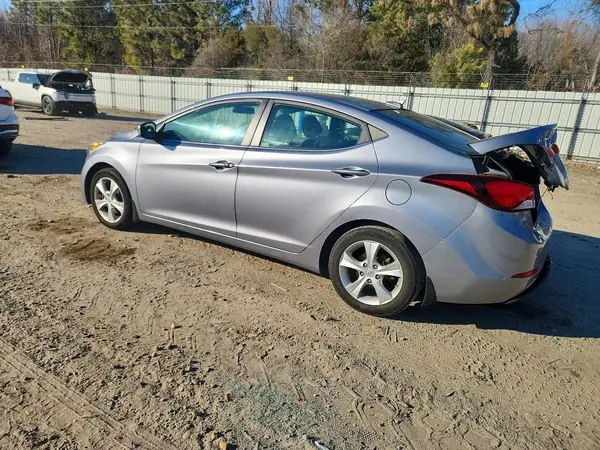 5NPDH4AE4GH792579 2016 HYUNDAI ELANTRA - Image 2