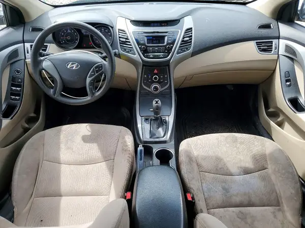 5NPDH4AE4GH792887 2016 HYUNDAI ELANTRA - Image 8