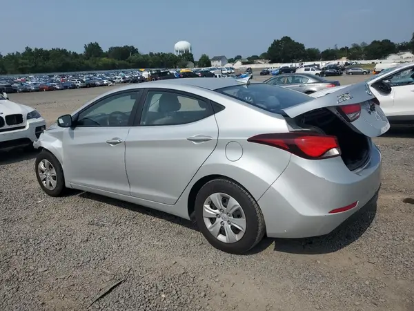 5NPDH4AE4GH793733 2016 HYUNDAI ELANTRA - Image 2