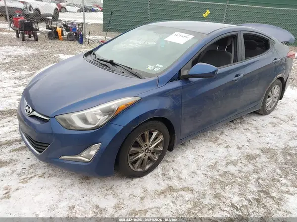5NPDH4AE4GH795949 2016 HYUNDAI ELANTRA - Image 2