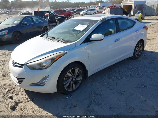 5NPDH4AE4GH795983 2016 HYUNDAI ELANTRA - Image 2