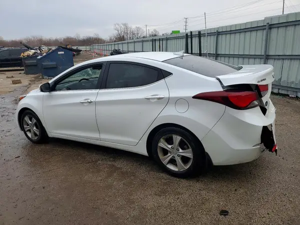 5NPDH4AE4GH797054 2016 HYUNDAI ELANTRA - Image 2