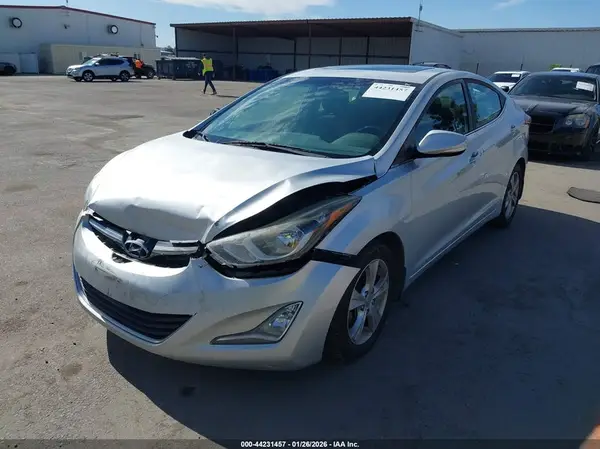 5NPDH4AE4GH797720 2016 HYUNDAI ELANTRA - Image 2