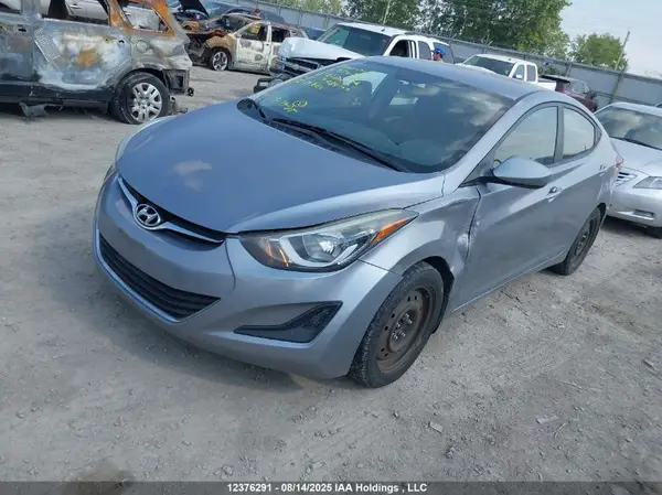 5NPDH4AE4GH798477 2016 HYUNDAI ELANTRA - Image 2