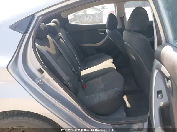 5NPDH4AE4GH798477 2016 HYUNDAI ELANTRA - Image 8