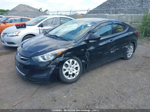 5NPDH4AE4GH798687 2016 HYUNDAI ELANTRA - Image 2