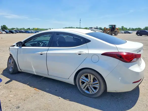 5NPDH4AE4GH799080 2016 HYUNDAI ELANTRA - Image 2
