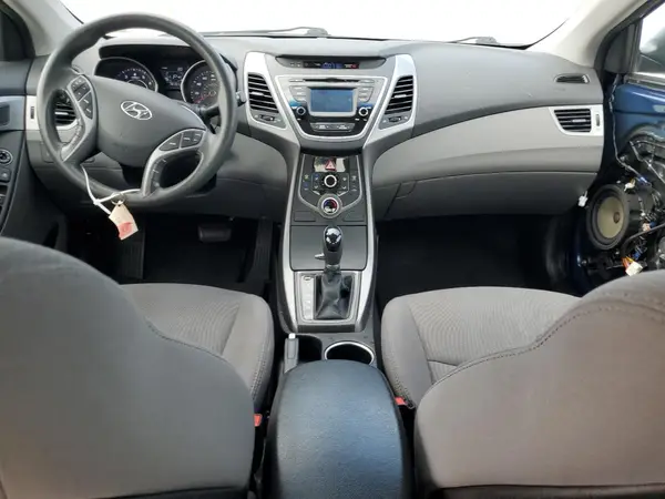 5NPDH4AE5GH652833 2016 HYUNDAI ELANTRA - Image 8