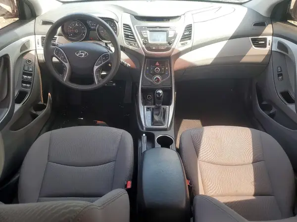 5NPDH4AE5GH653528 2016 HYUNDAI ELANTRA - Image 8
