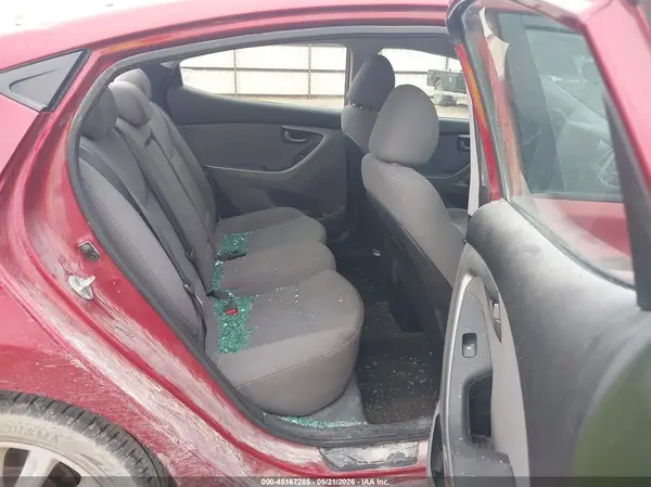5NPDH4AE5GH653576 2016 HYUNDAI ELANTRA - Image 8
