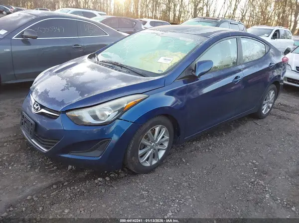 5NPDH4AE5GH654890 2016 HYUNDAI ELANTRA - Image 2