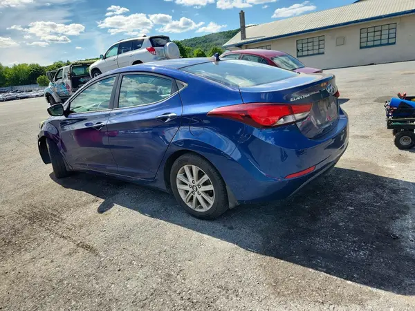 5NPDH4AE5GH656512 2016 HYUNDAI ELANTRA - Image 2