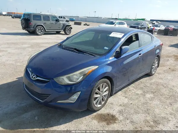 5NPDH4AE5GH657479 2016 HYUNDAI ELANTRA - Image 2