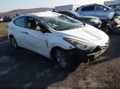 5NPDH4AE5GH659295 2016 HYUNDAI ELANTRA