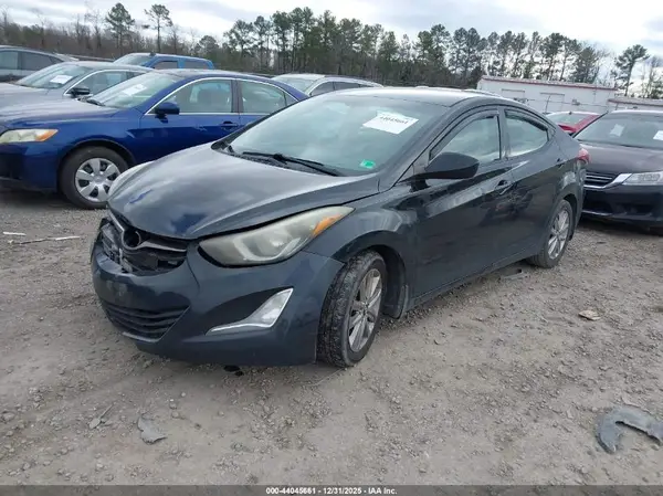 5NPDH4AE5GH659507 2016 HYUNDAI ELANTRA - Image 2