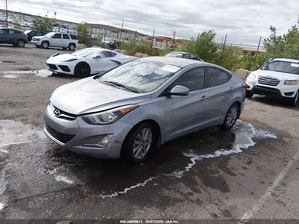 5NPDH4AE5GH659927 2016 HYUNDAI ELANTRA - Image 2