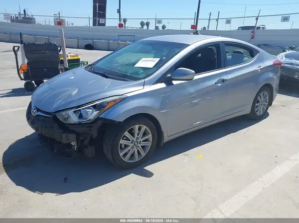 5NPDH4AE5GH662410 2016 HYUNDAI ELANTRA - Image 2