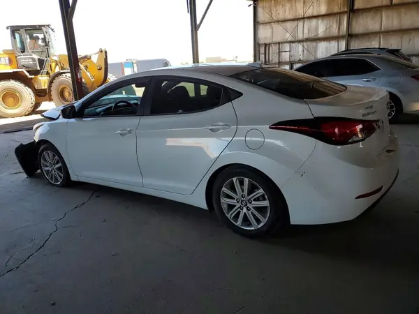 5NPDH4AE5GH662505 2016 HYUNDAI ELANTRA - Image 2